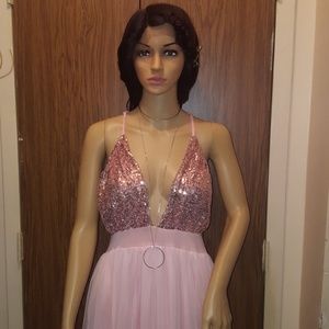 NWOT Women's Backless M-Slit Dress